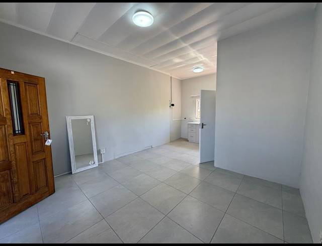 1 BEDROOM PROPERTY TO RENT IN CHRISMAR